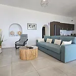 Ammor Houses, Nisida Apartment *