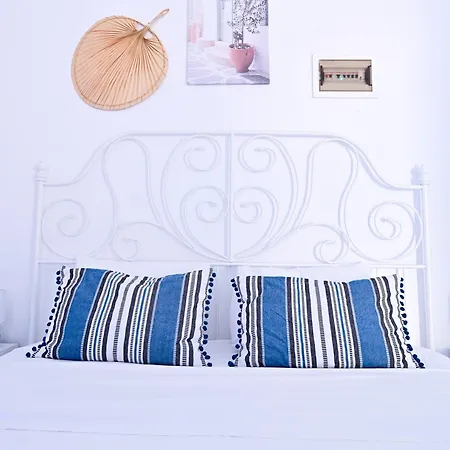 Ammor Houses, Nisida Ano Fanari