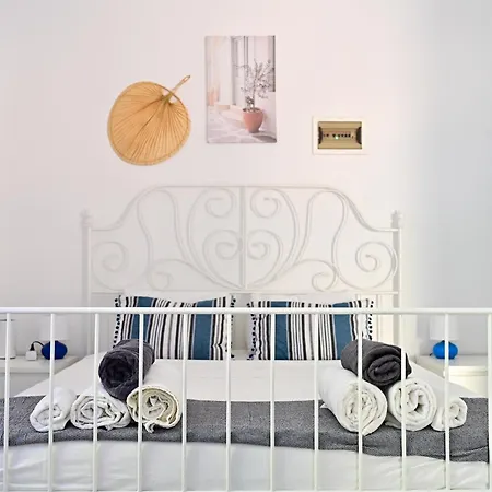 Ammor Houses, Nisida *