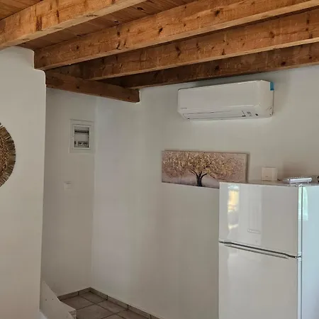 Ammor Houses, Nisida *