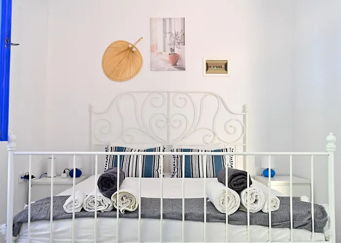 Ammor Houses, Nisida *