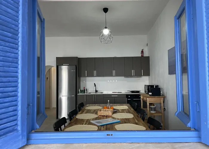 Ammor Houses, Nisida Apartman