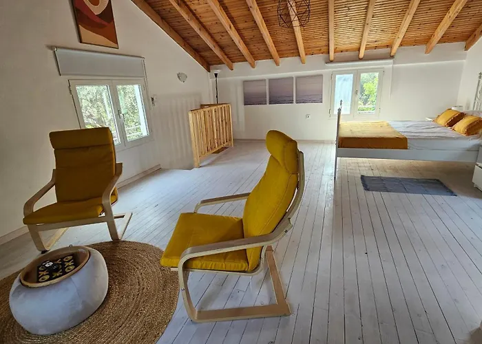 Ammor Houses, Nisida דירה